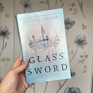 5 for $20 - Glass Sword by Victoria Aveyard